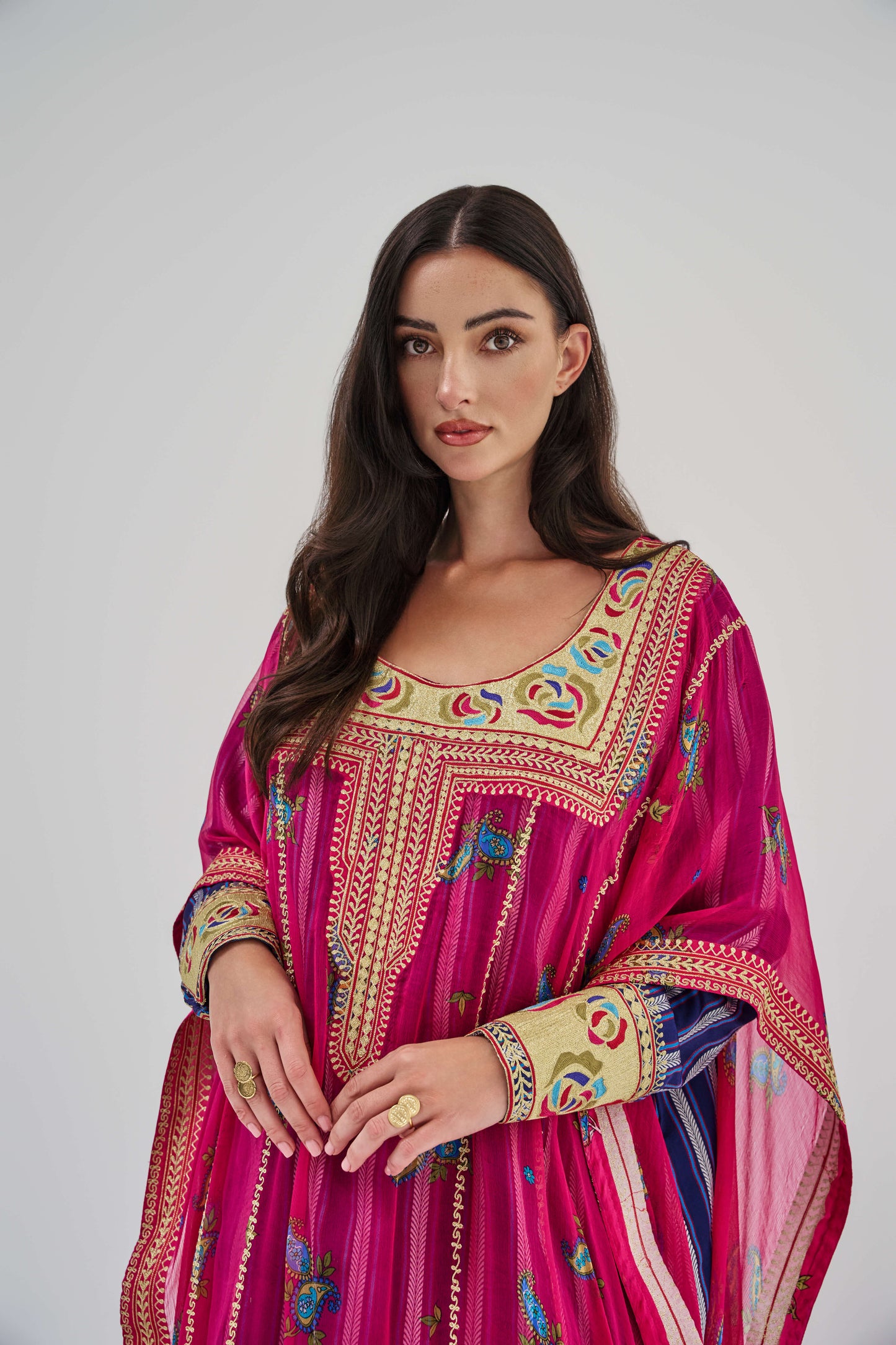 K-321 ثوب بو رفرف و كندورة بو نسيعة