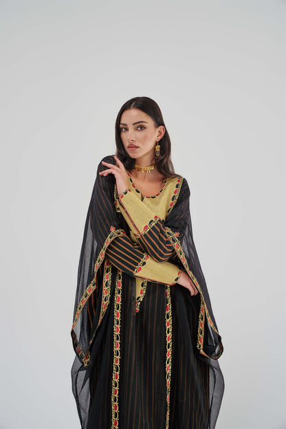 ثوب بو قفص و كندورة بو قليم